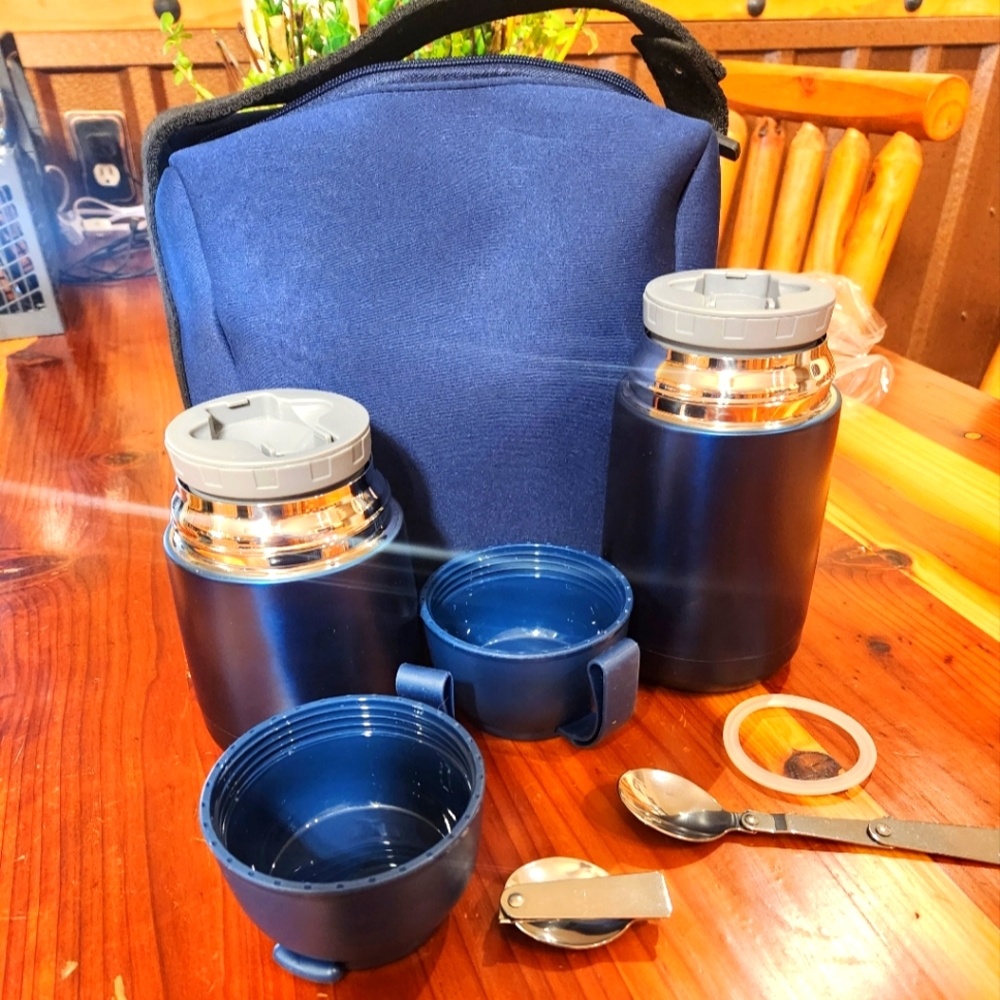 Lunchalot 15oz & 21oz plus bag. NWOT.